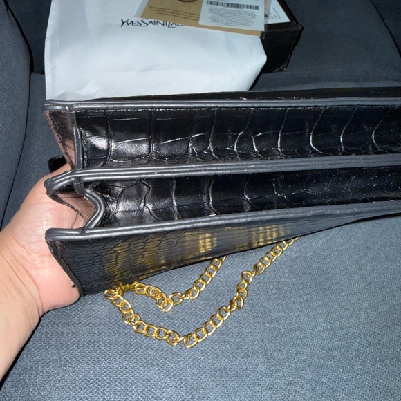 Saint Laurent Black Croc-Embossed Crossbody Bag with Gold Chain - Picture 4 of 11